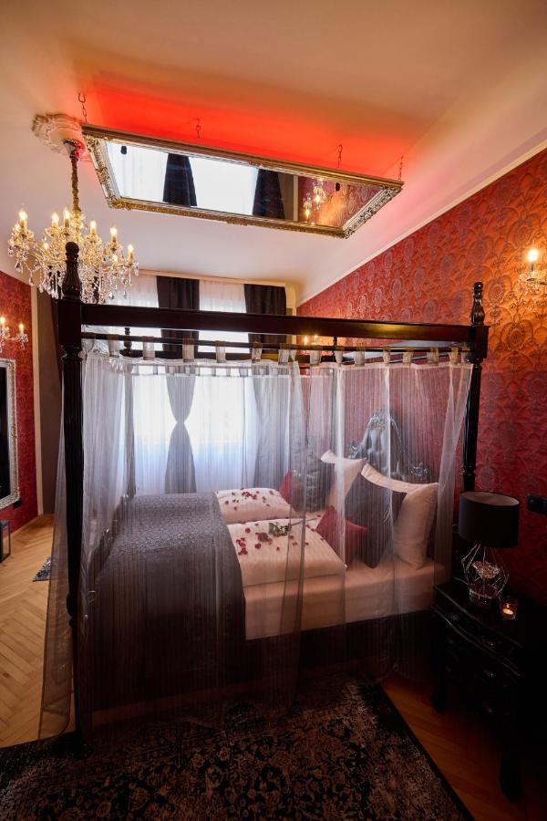 Sophie'S Place - Love Edition Wina Bagian luar foto